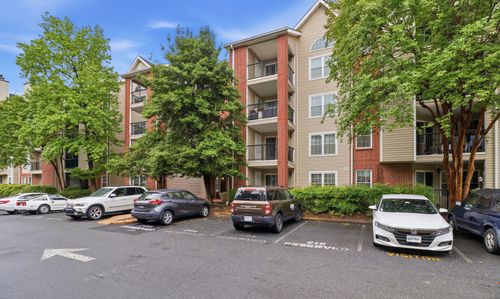 2202-3311 Wyndham Cir, ALEXANDRIA, VA, 22302-4317 | Card Image