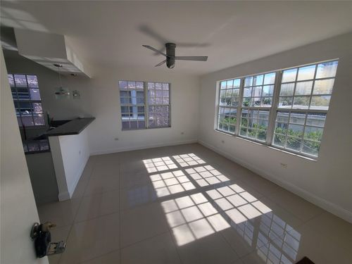 apt-1-236 Ne 28th St, Miami, FL, 33137-4549 | Card Image