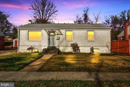 4715 Boiling Brook Pkwy, ROCKVILLE, MD, 20852-2301 | Card Image