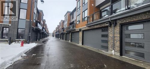 51-271 Grey Silo Rd, Waterloo, ON, N2K0E9 | Card Image