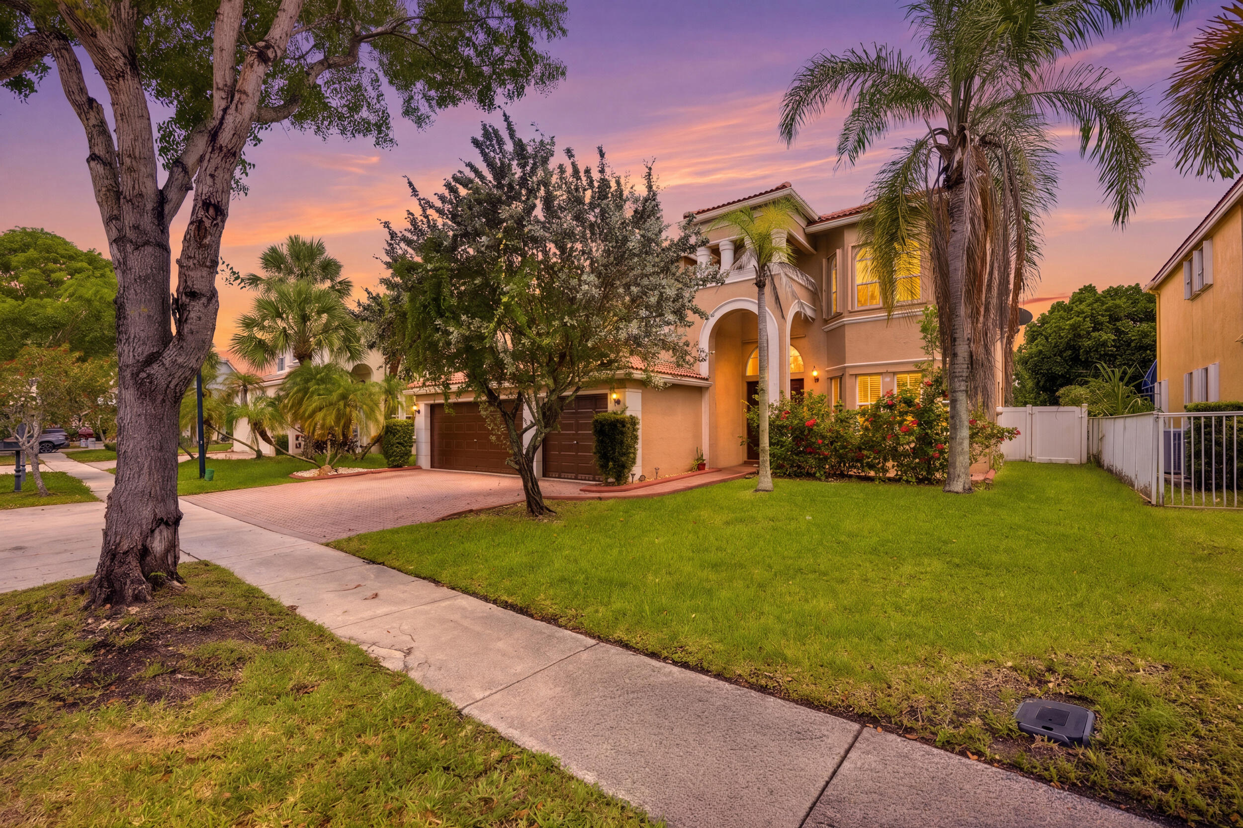Residential in Pembroke Pines 2