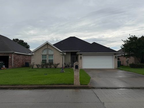 3485 Lake Arthur Dr, Port Arthur, TX, 77642-7605 | Card Image