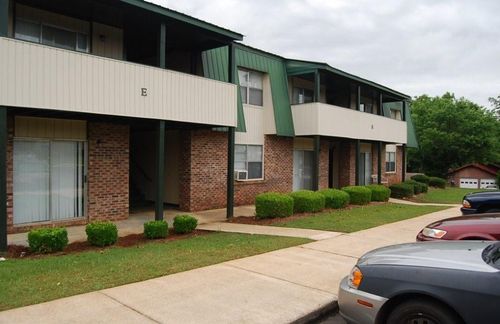 103 Apache Dr, Enterprise, AL, 36330-4801 | Card Image