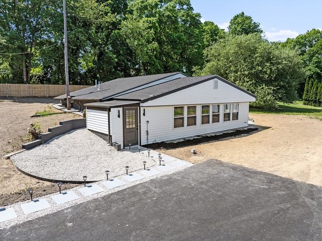 22 Swan St, House other with 3 bedrooms, 1 bathrooms and 8 parking in Fall River MA | Image 22