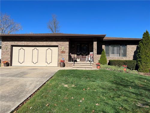 13735 Milo Road, Garfield Heights, OH, 44125 | Card Image