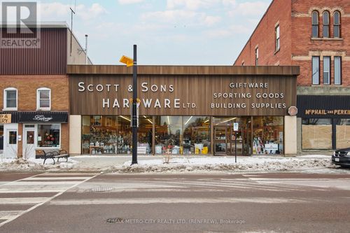 150 Raglan St S, Renfrew, ON, K7V1R1 | Card Image