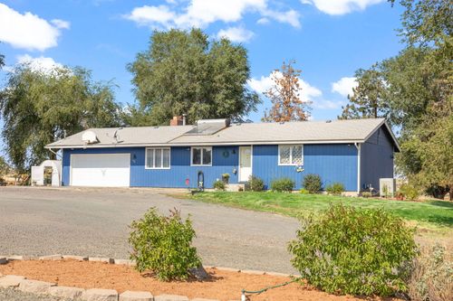2335 Sw Bowers Dr, Madras, OR, 97741-9399 | Card Image