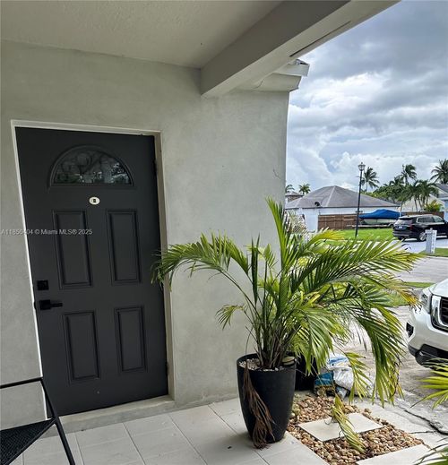 a-15401 Sw 144th Ave, Miami, FL, 33177-1063 | Card Image