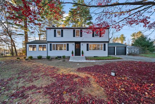 4 Forest Rd, Atkinson, NH, 03811-2404 | Card Image