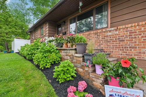 422 Old Bridge Rd, Northport, NY, 11768-3351 | Card Image