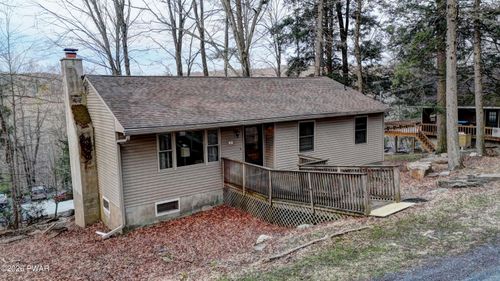 21 Bruin Rd, Lake Ariel, PA, 18436-5516 | Card Image