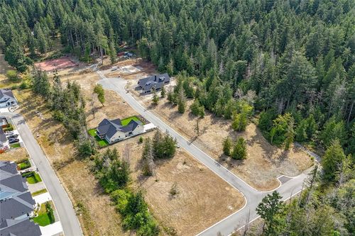 422 (Lot3) Camassia Close, Qualicum Beach, BC, V9K1G1 | Card Image
