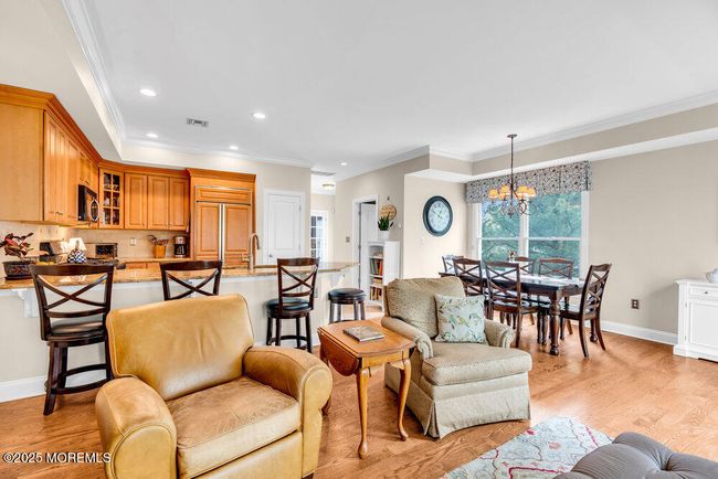 130 Locust Ave, Condo with 4 bedrooms, 4 bathrooms and null parking in Red Bank NJ | Image 9