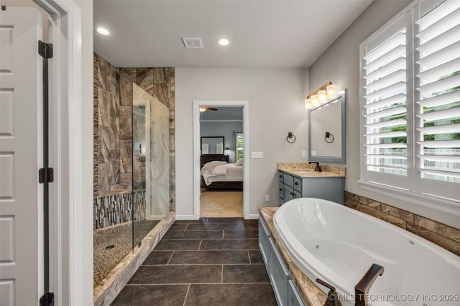 6808 S Chestnut Ave, House other with 4 bedrooms, 3 bathrooms and null parking in Broken Arrow OK | Image 31