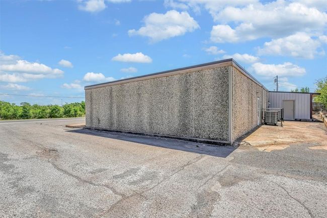 1508 Neptune Dr, Home with 0 bedrooms, 0 bathrooms and null parking in Clinton OK | Image 18