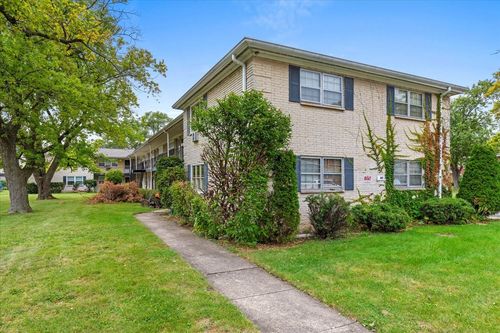 201-1725 Howard Avenue W, Des Plaines, IL, 60018 | Card Image