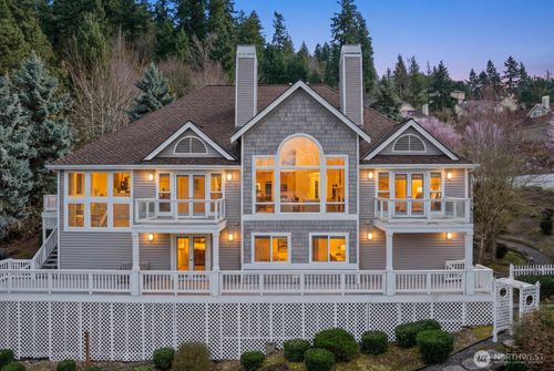 1665 204th Ave Ne, Sammamish, WA, 98074-4463 | Card Image