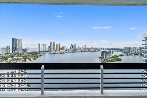 3210-3530 Mystic Pointe Dr, Aventura, FL, 33180-4536 | Card Image