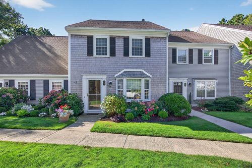 c-2-287 Ocean St, Hyannis, MA, 02601-4772 | Card Image