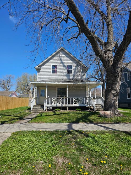 331 Main St E, Trimont, MN, 56176-9709 | Card Image