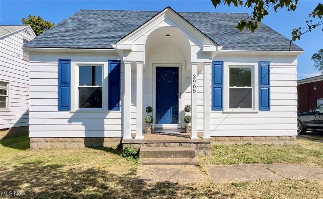 Broadway , Lorain, OH 44052