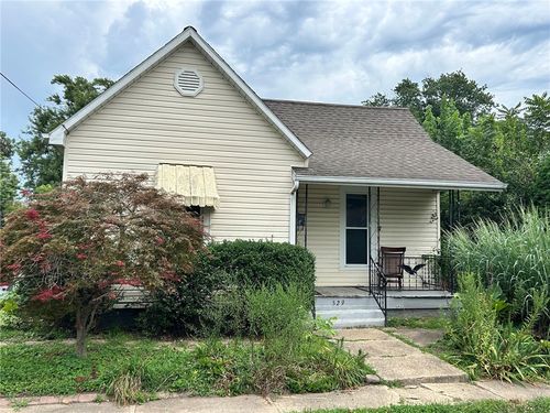 529 N 6th St, Charleston, IL, 61920-1140 | Card Image