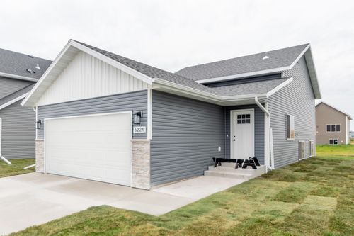 6224 86th Ave S, Horace, ND, 58047-2924 | Card Image