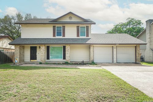 2822 Burning Trail St, San Antonio, TX, 78247-3813 | Card Image