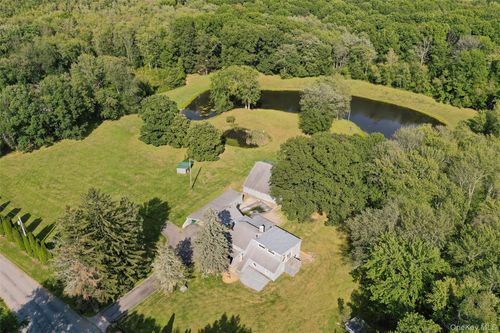 89 Deer Pond Rd, Verbank, NY, 12585-5106 | Card Image