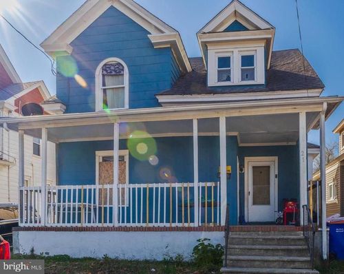 216 S 3rd St, MILLVILLE, NJ, 08332-5303 | Card Image
