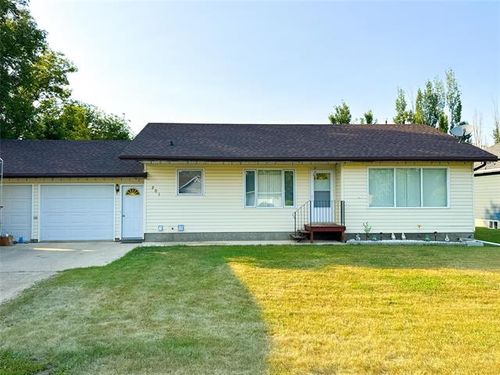 201 1 Ave, Benito, MB, R0L0C0 | Card Image