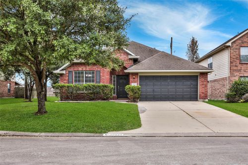 22028 Knights Cove Dr, Kingwood, TX, 77339-7704 | Card Image