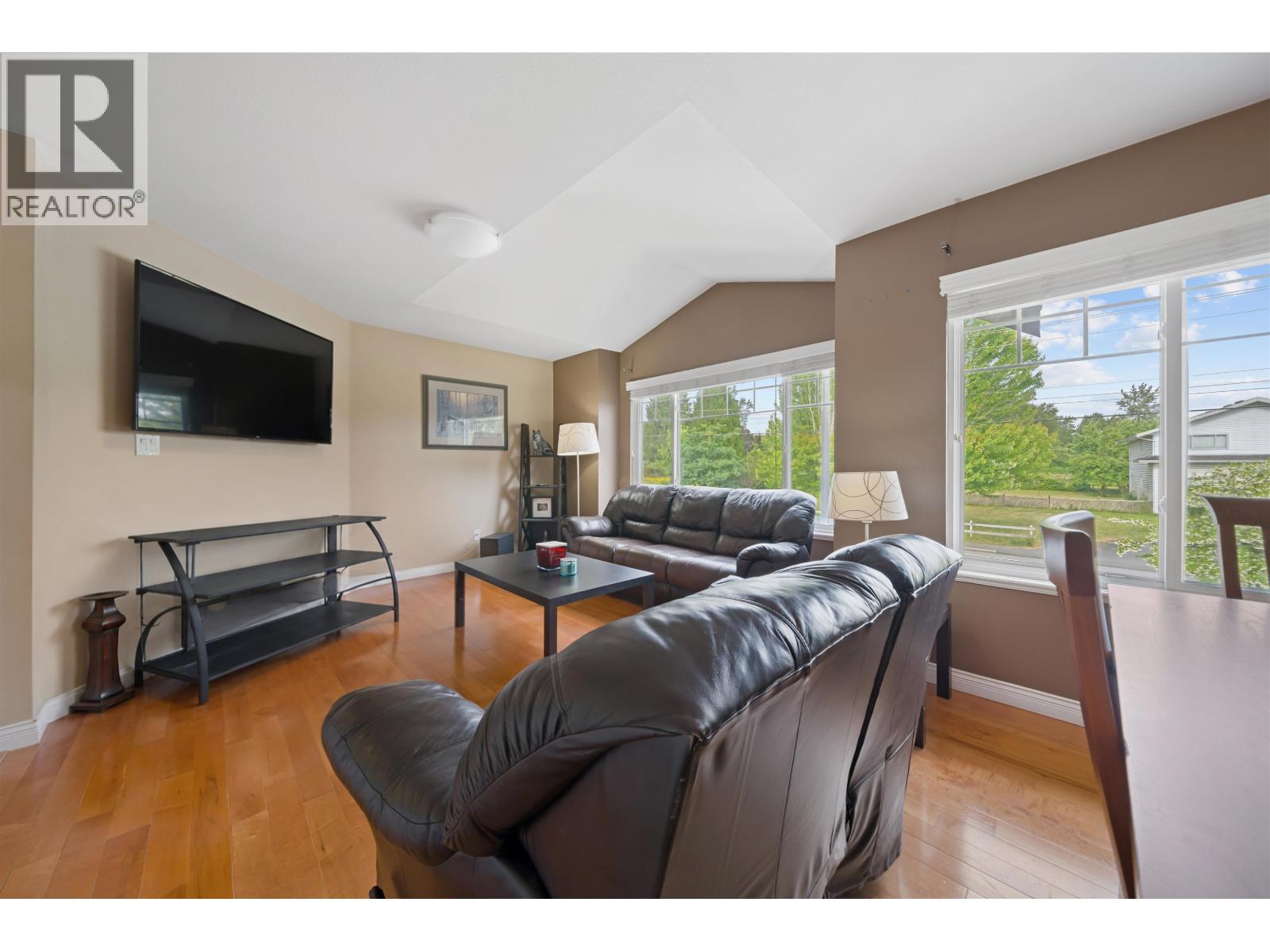 Residential in Maple Ridge 3