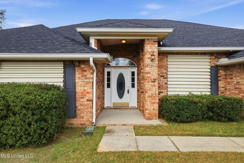 14352 Brettonwood Cv, Gulfport, MS, 39503-6025 | Card Image