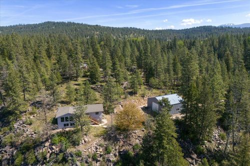 5919 E Grouse Rd, Chattaroy, WA, 99003-8675 | Card Image