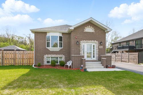 8566 S 83rd Ave, Hickory Hills, IL, 60457 | Card Image