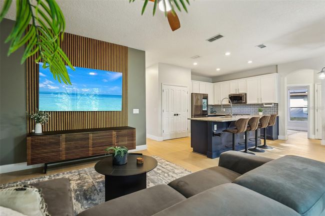 30236 Pga Dr, House other with 4 bedrooms, 3 bathrooms and null parking in SORRENTO FL | Image 14