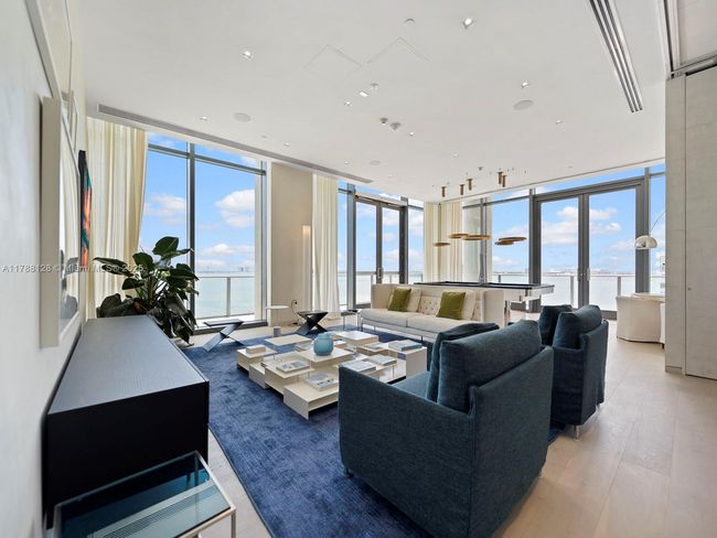 UNIT-2805 - 3131 Ne 7 Th Ave, Condo with 2 bedrooms, 2 bathrooms and null parking in Miami FL | Image 23