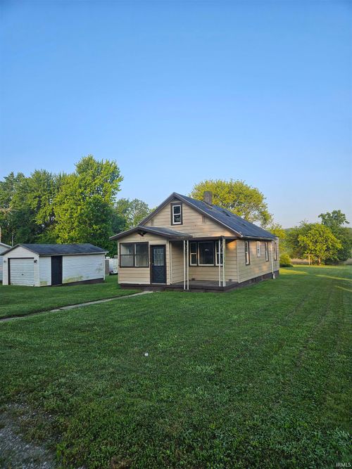 603 N 24th St, New Castle, IN, 47362-3715 | Card Image