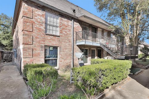 apt-41-201 W Rosamond St, Houston, TX, 77076-3902 | Card Image