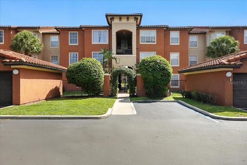 108-5560 Metrowest Blvd, ORLANDO, FL, 32811-2462 | Card Image