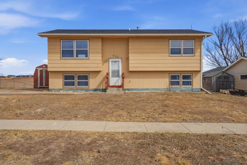 830 Ennen Dr, rapid city, SD, 57703-6690 | Card Image