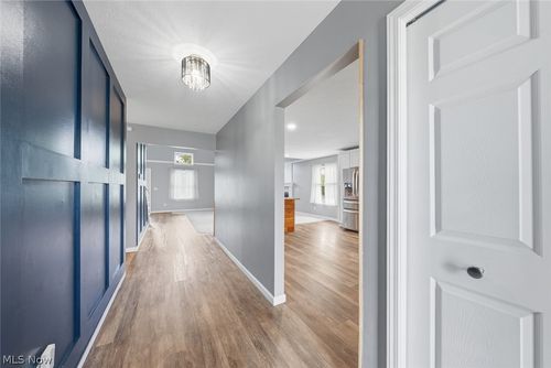 38524 Terrell Dr, North Ridgeville, OH, 44039-8770 | Card Image