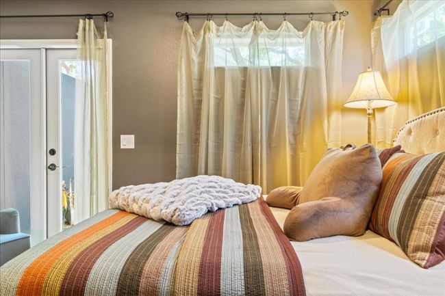 View of bedroom | Image 24