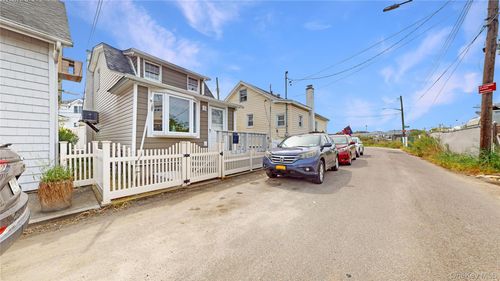 99-48 1st St, Howard Beach, NY, 11414-3939 | Card Image