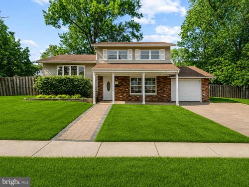 37 Bryant Dr, Jackson, NJ, 08527-1833 | Card Image