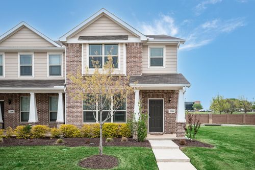 2204 Greystone Dr, Denton, TX, 76207-1745 | Card Image