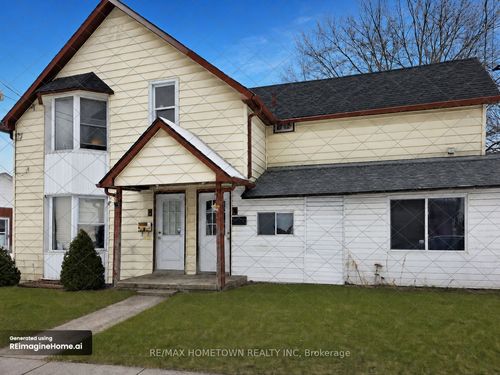 5 Robinson Ave, Smiths Falls, ON, K7A1K3 | Card Image