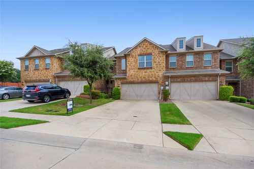 389 Busher Dr, Lewisville, TX, 75067-8235 | Card Image