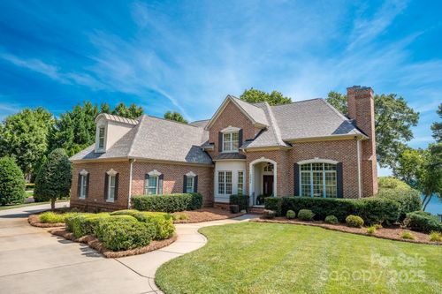 3996 Channel Point Ln, Denver, NC, 28037-6475 | Card Image